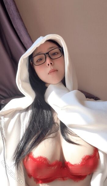 Qiaoniutt  page leaked private photo uncensored HD quality