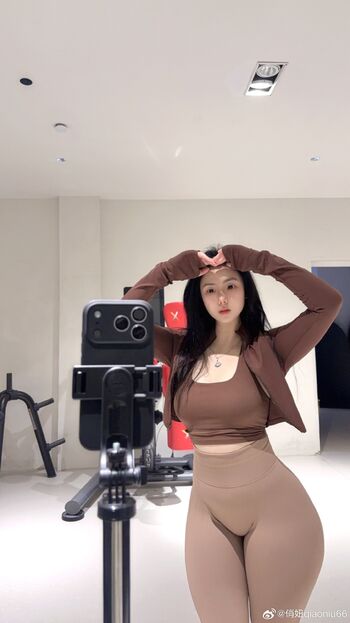 Qiaoniutt  page leaked private photo uncensored HD quality