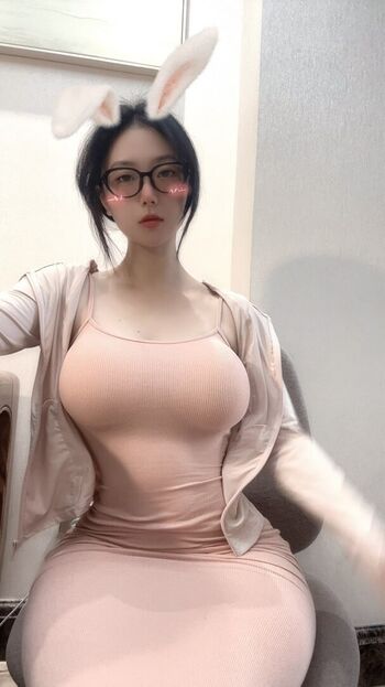 Qiaoniutt  page leaked private photo uncensored HD quality