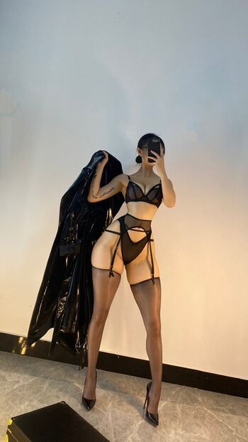 Qiaoniutt  page leaked private photo uncensored HD quality