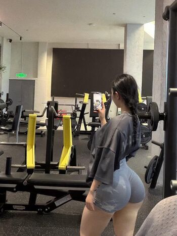 Qiaoniutt  page leaked private photo uncensored HD quality