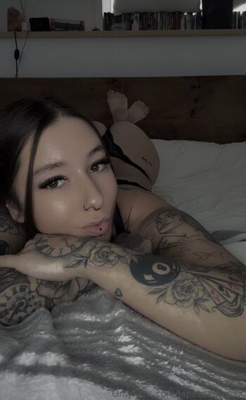 Quebecoises  page leaked private photo uncensored HD quality