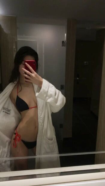 Reaisnowhite leaked private photo uncensored HD quality