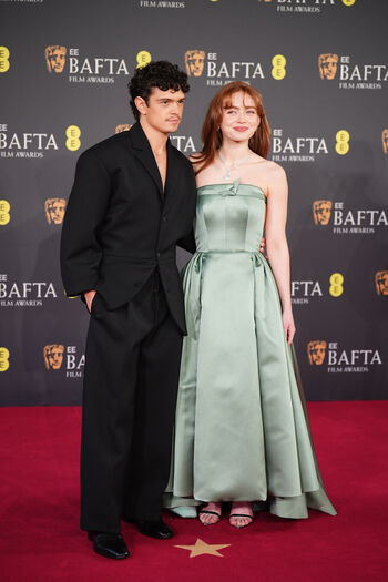 Sadie sink page leaked private photo uncensored HD quality