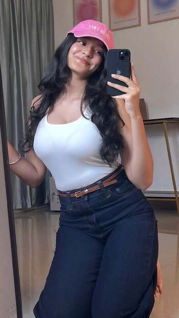 Sakshi pandey page leaked private photo uncensored HD quality