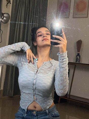 Sakshi pandey page leaked private photo uncensored HD quality