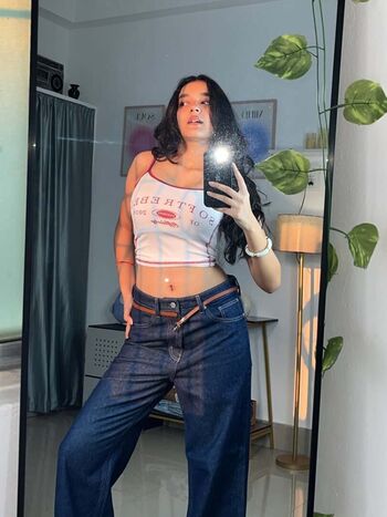 Sakshi pandey leaked private photo uncensored HD quality
