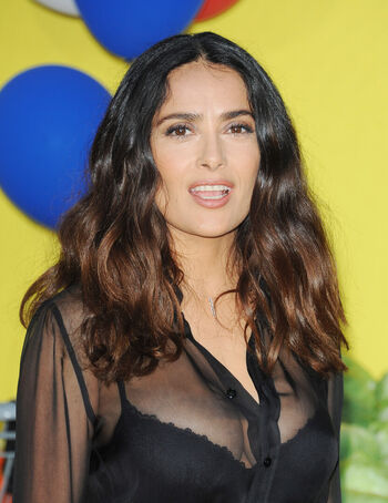 Salma hayek  page leaked private photo uncensored HD quality