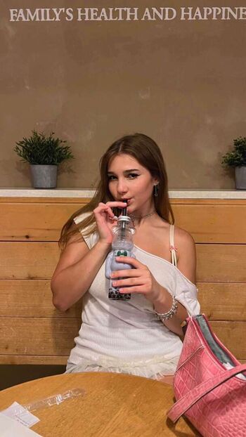 Sara dobrik page leaked private photo uncensored HD quality
