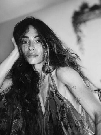 Sarah shahi page leaked private photo uncensored HD quality