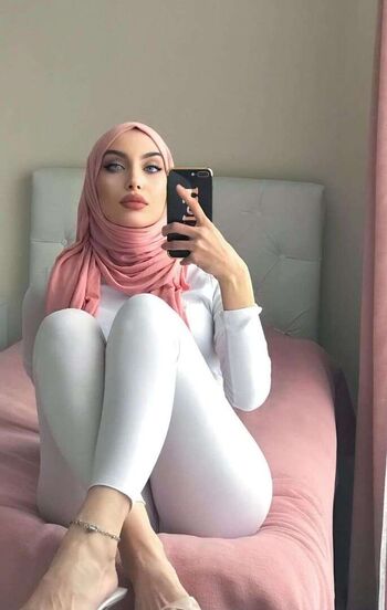 Sariikubraa leaked private photo uncensored HD quality