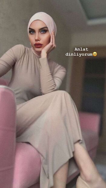 Sariikubraa leaked private photo uncensored HD quality