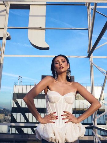 Shay mitchell page leaked private photo uncensored HD quality
