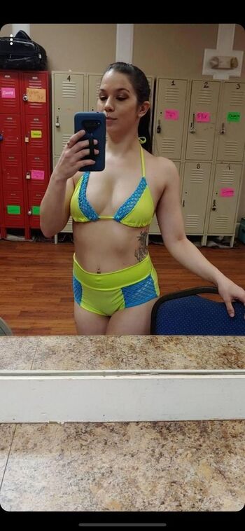Show your girlfriend page leaked private photo uncensored HD quality