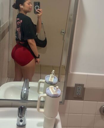 Shylalobrutto leaked private photo uncensored HD quality