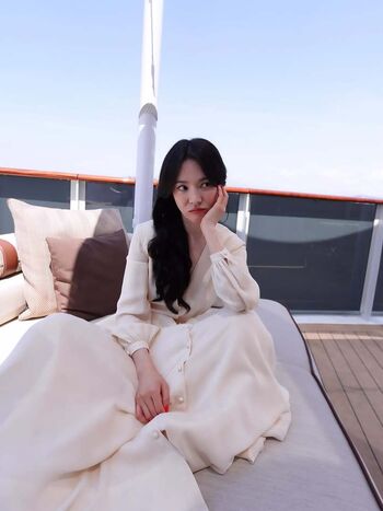 Song hye kyo leaked private photo uncensored HD quality