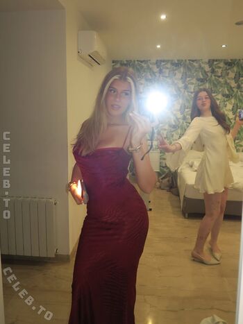Sophie schnur page leaked private photo uncensored HD quality