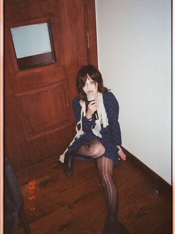 Sophie thatcher page leaked private photo uncensored HD quality