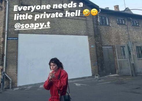 Sophie thatcher page leaked private photo uncensored HD quality