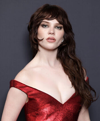 Sophie thatcher page leaked private photo uncensored HD quality
