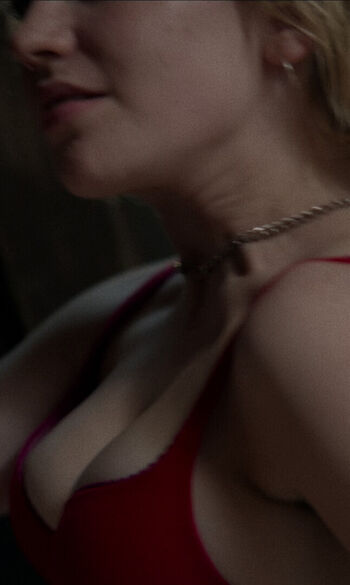 Sophie thatcher page leaked private photo uncensored HD quality