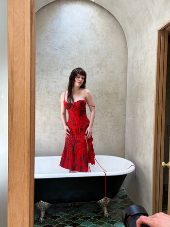 Sophie thatcher leaked private photo uncensored HD quality