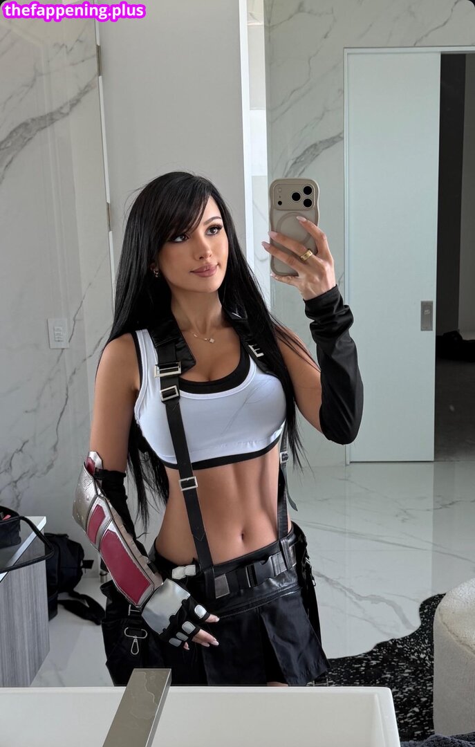 Sssniperwolf / leaked private photo uncensored HD quality