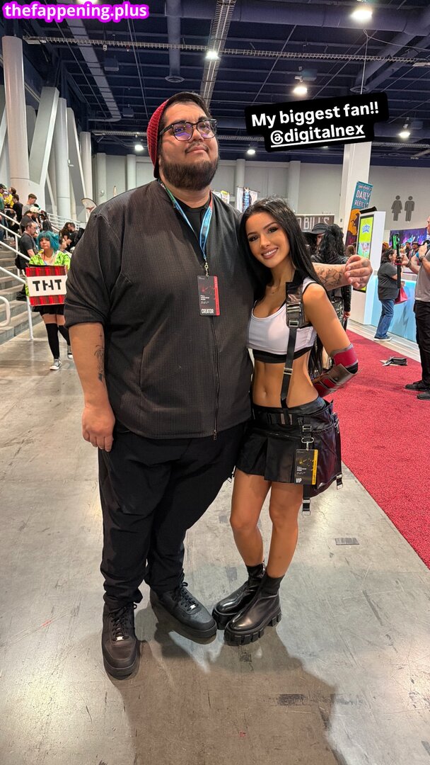 Sssniperwolf / leaked private photo uncensored HD quality