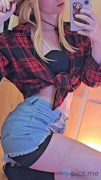 Suzuacosplays leaked private photo uncensored HD quality