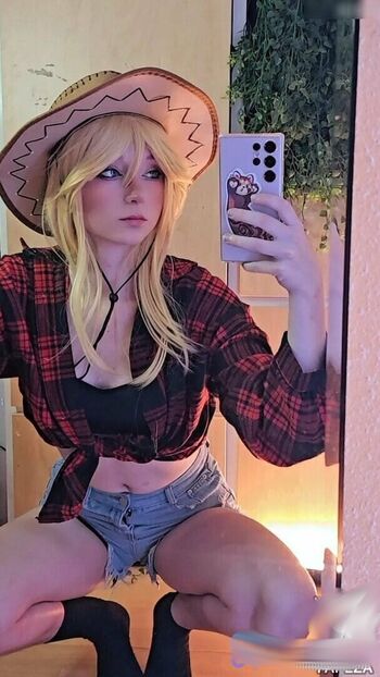 Suzuacosplays leaked private photo uncensored HD quality