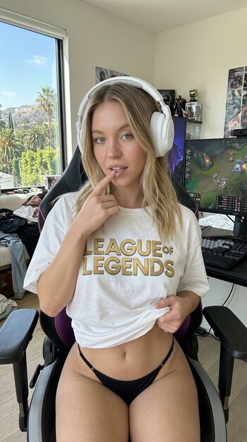 Sydney sweeney ai porn page leaked private photo uncensored HD quality