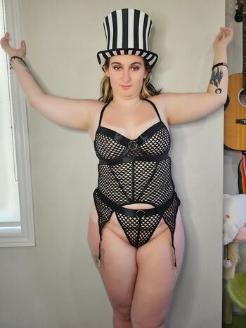 Sydneyq  page leaked private photo uncensored HD quality