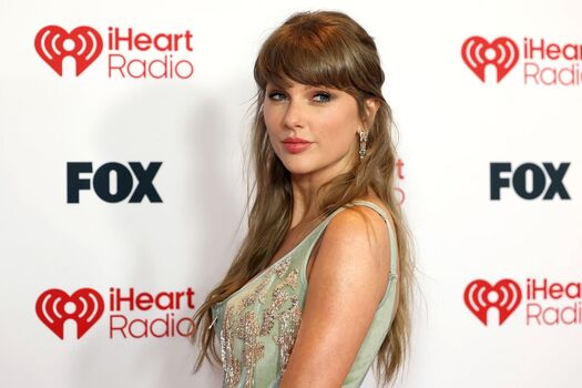 Taylor swift  page leaked private photo uncensored HD quality