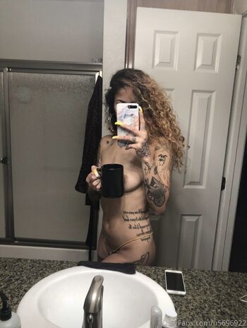 Theixxs leaked private photo uncensored HD quality
