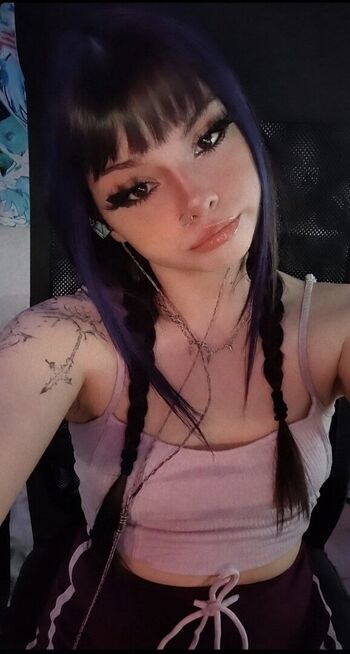 Theakaleina leaked private photo uncensored HD quality