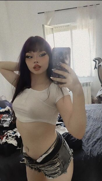 Theakaleina leaked private photo uncensored HD quality