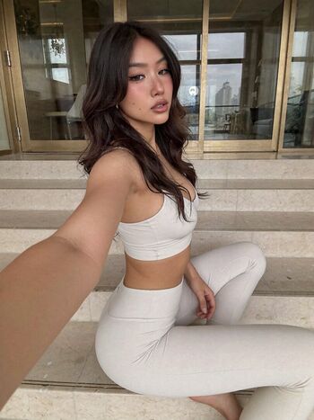 Theonlyela leaked private photo uncensored HD quality