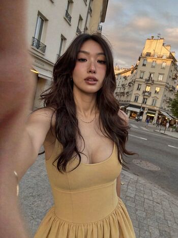 Theonlyela leaked private photo uncensored HD quality