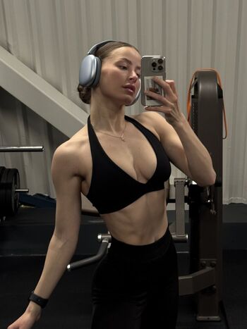 Toma efremova page leaked private photo uncensored HD quality