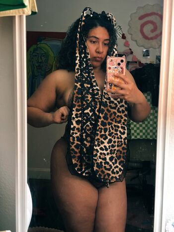 Valeriezun leaked private photo uncensored HD quality