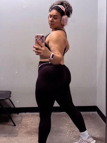 Valeriezun leaked private photo uncensored HD quality
