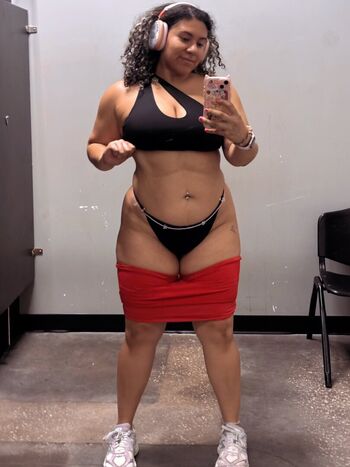 Valeriezun leaked private photo uncensored HD quality