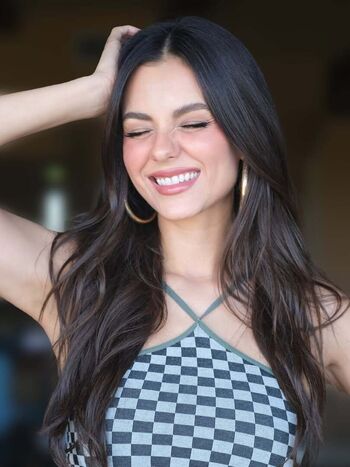 Victoria justice leaked private photo uncensored HD quality