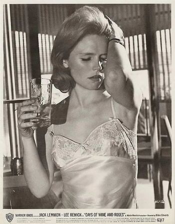 Vintage sexy celebs page leaked private photo uncensored HD quality