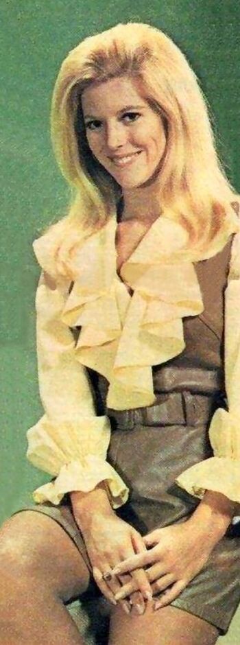 Vintage sexy celebs page leaked private photo uncensored HD quality