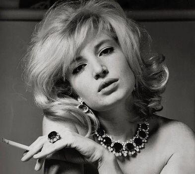 Vintage sexy celebs page leaked private photo uncensored HD quality