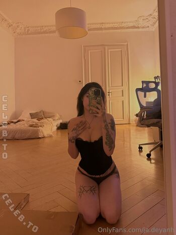 Vylerria  page leaked private photo uncensored HD quality