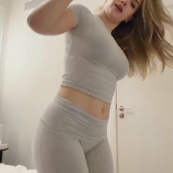 W bery leaked private photo uncensored HD quality