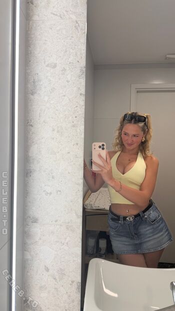 Wieke page leaked private photo uncensored HD quality