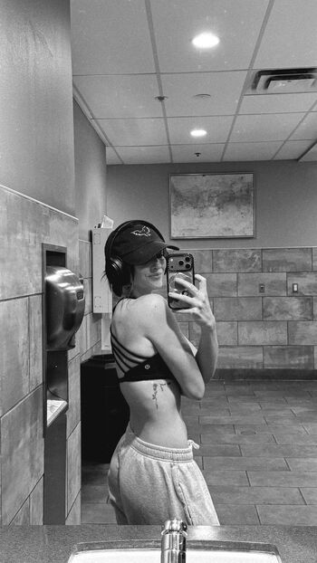 Willow shields leaked private photo uncensored HD quality